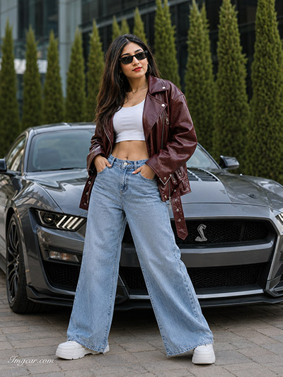 Gemini Girl Supercar AI Photo Prompt