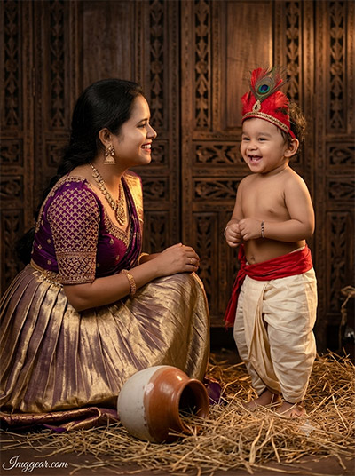 Cute Baby Krishna Prompt