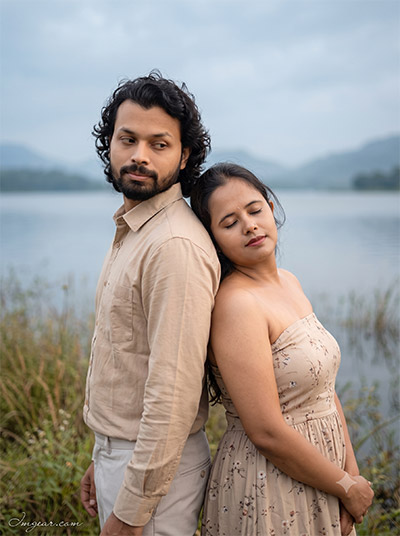ChatGPT candid couple photo prompt