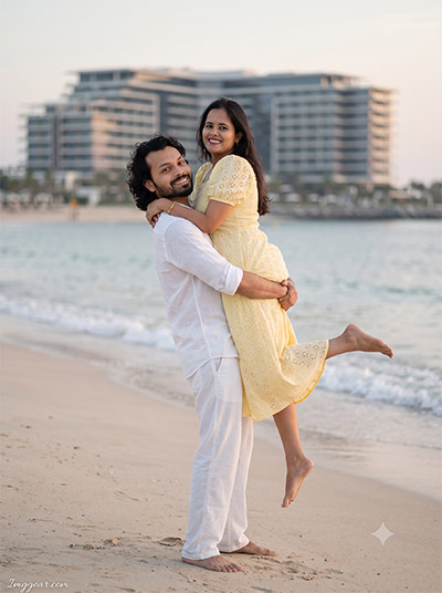 ChatGPT candid couple photo prompt