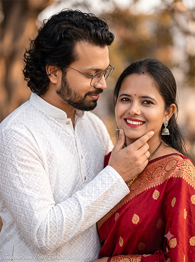 ChatGPT candid couple photo prompt